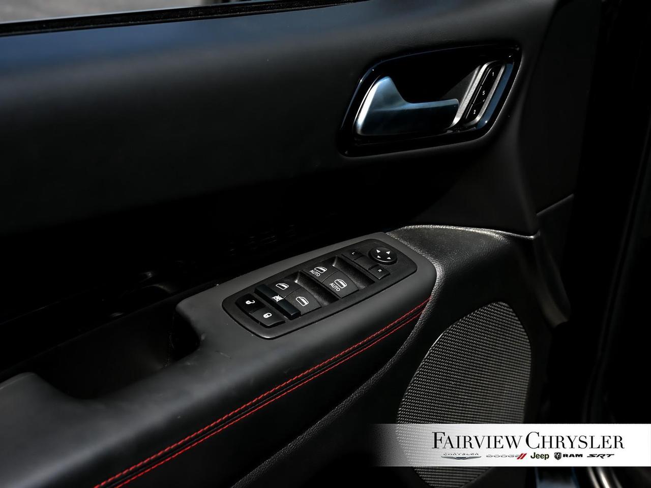 2024 Dodge Durango Citadel SUNROOF   CARPLAY   HEATED / COOLED SEATS Photo