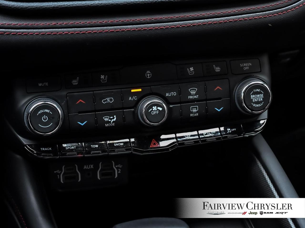 2024 Dodge Durango R/T BLACK TOP   TOW N GO   CAPTAINS   SUNROOF   CA Photo