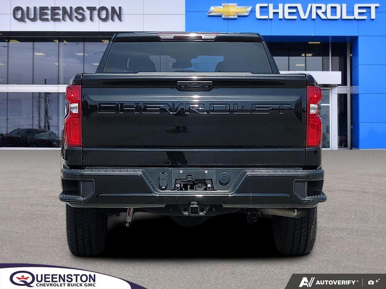 2022 Chevrolet Silverado 1500 LT Trail Boss   TONNEAU COVER   1 OWNER   NO CLAIM Photo
