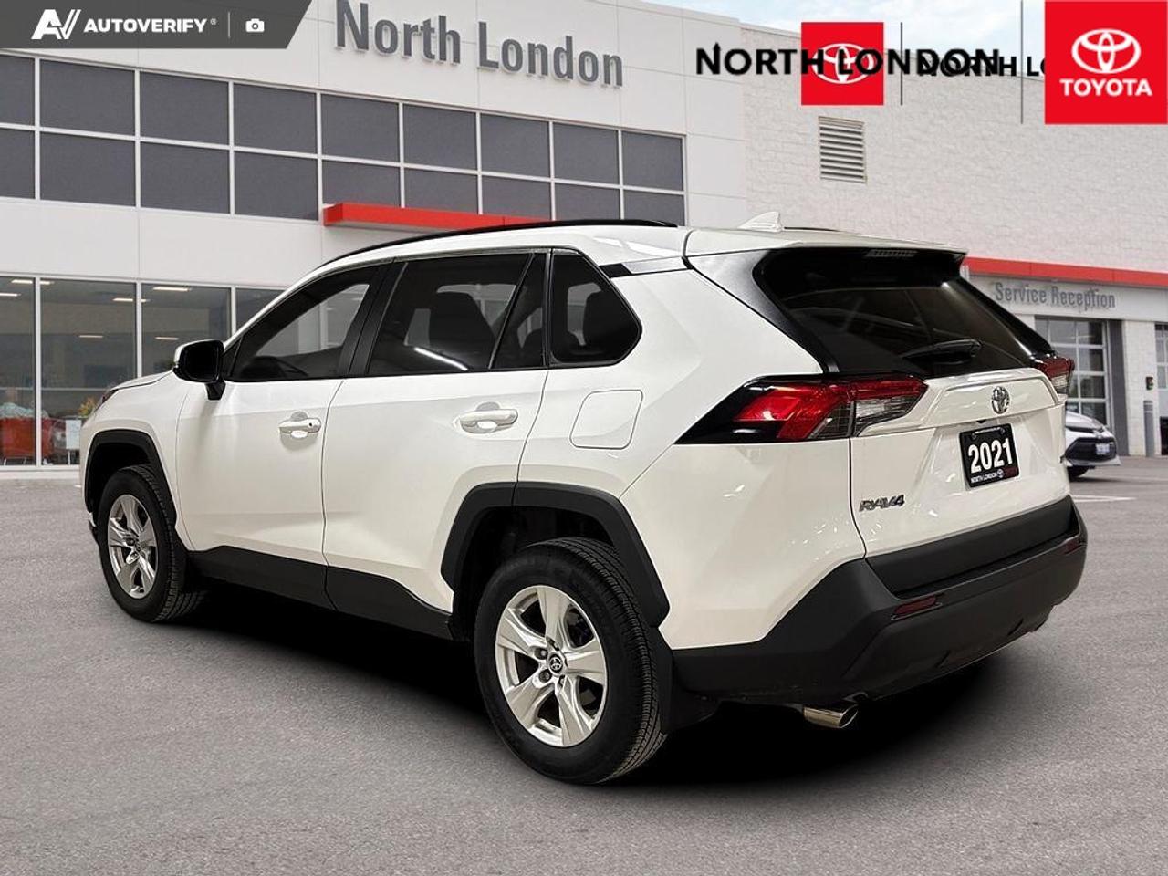 2021 Toyota RAV4 XLE 4dr Front-wheel Drive Photo