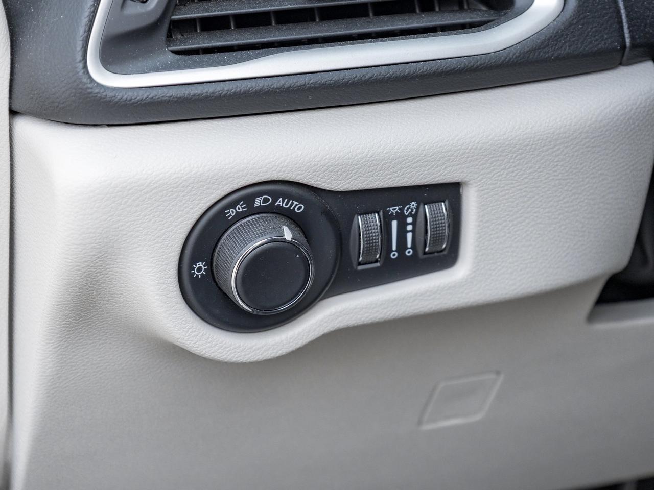 2023 Chrysler Grand Caravan  Photo