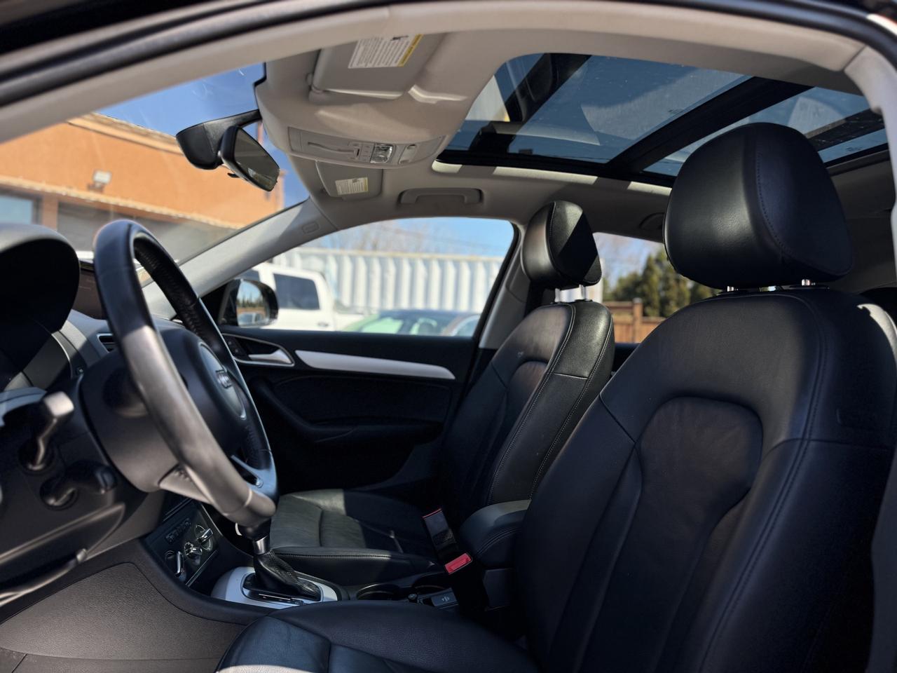 2017 Audi Q3 Quattro 2.0T   LOW KMS! Photo