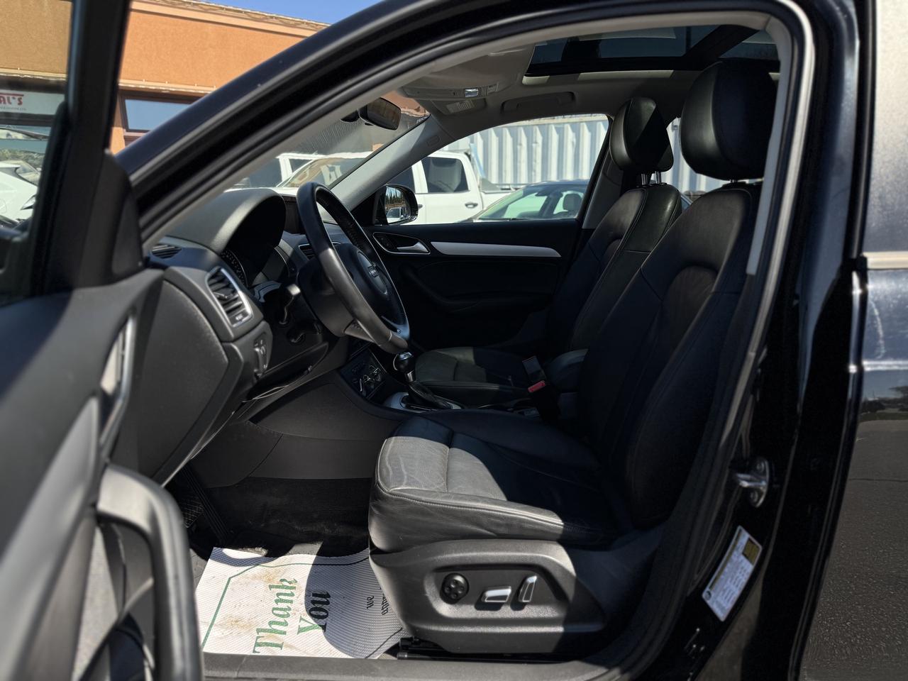 2017 Audi Q3 Quattro 2.0T   LOW KMS! Photo