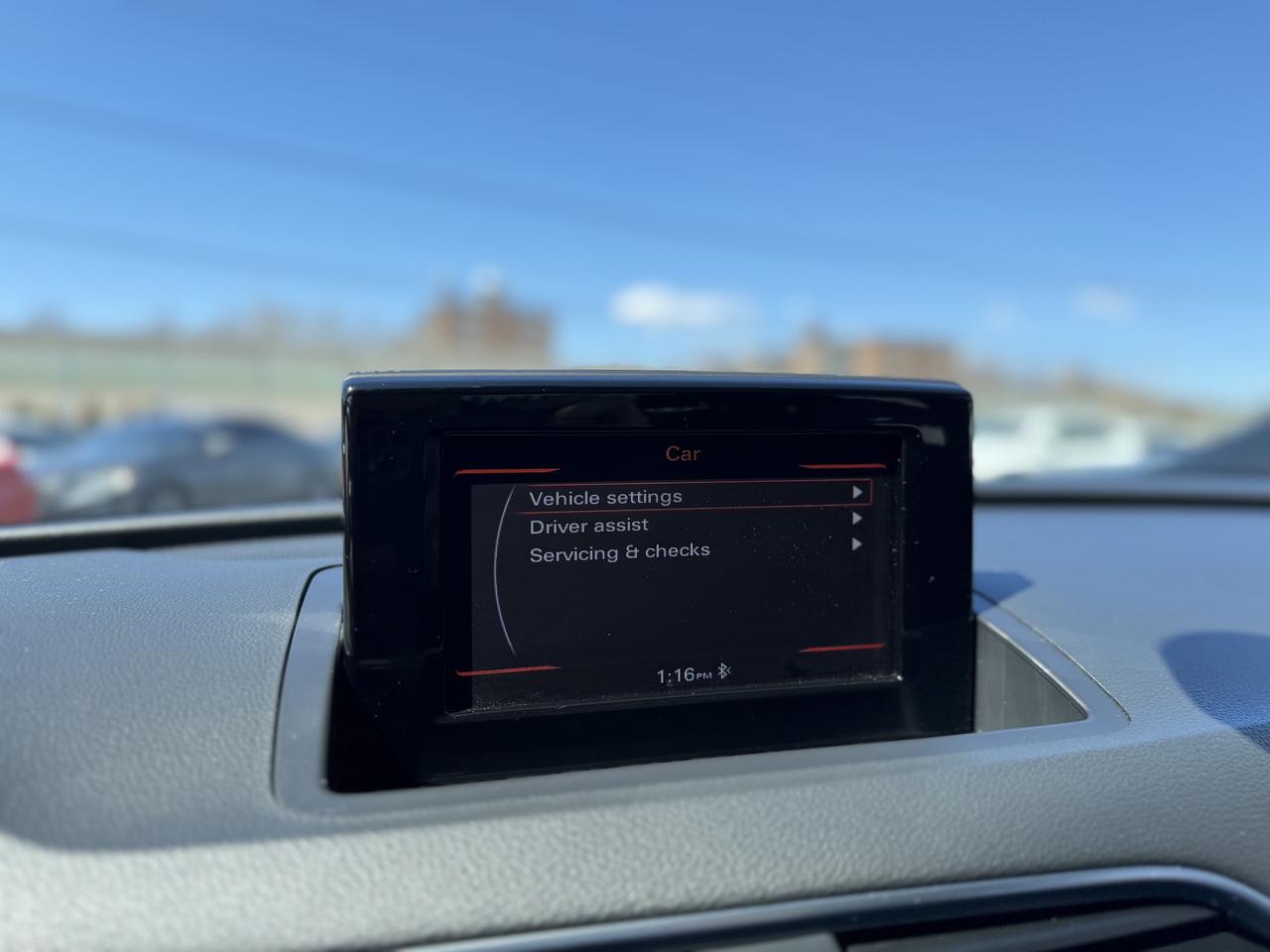 2017 Audi Q3 Quattro 2.0T   LOW KMS! Photo
