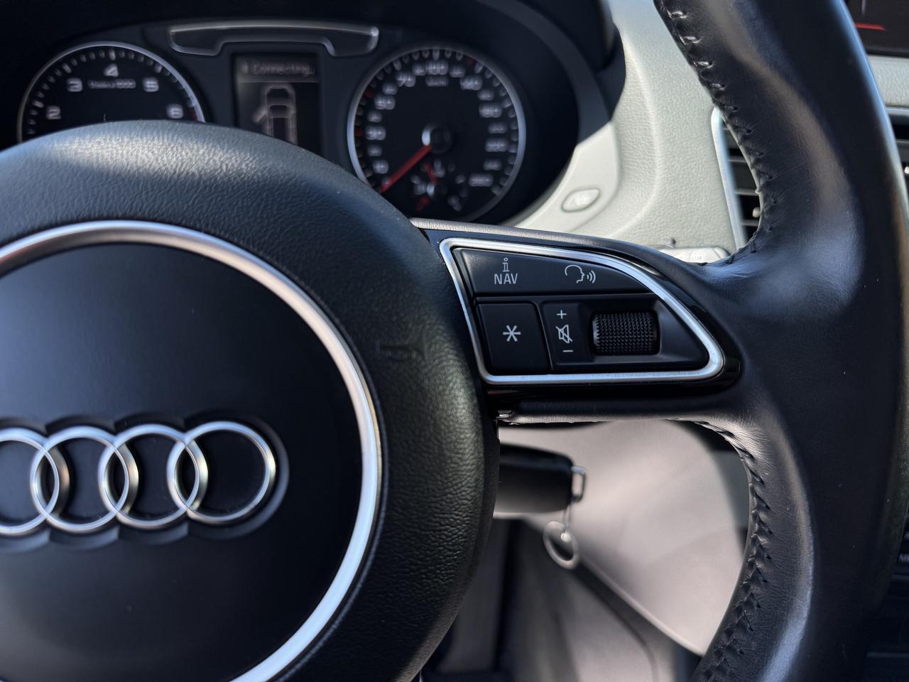 2017 Audi Q3 Quattro 2.0T   LOW KMS! Photo