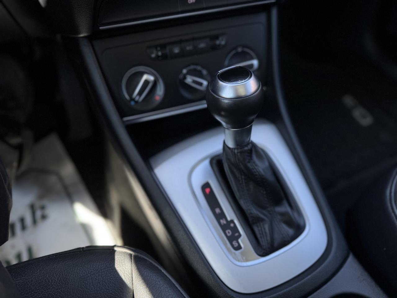 2017 Audi Q3 Quattro 2.0T   LOW KMS! Photo