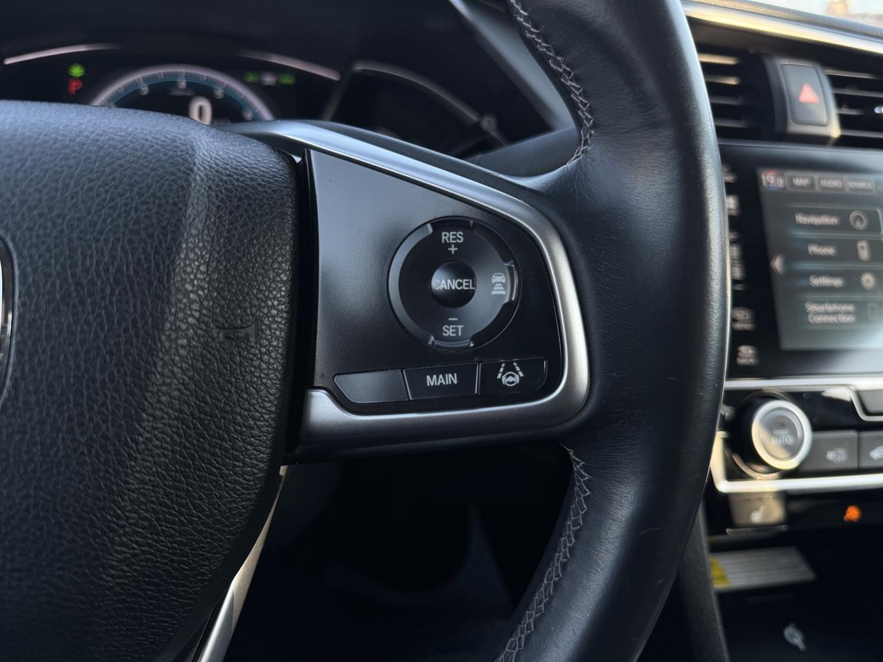 2018 Honda Civic Sedan Touring   ONLY 65256 KMS! Photo