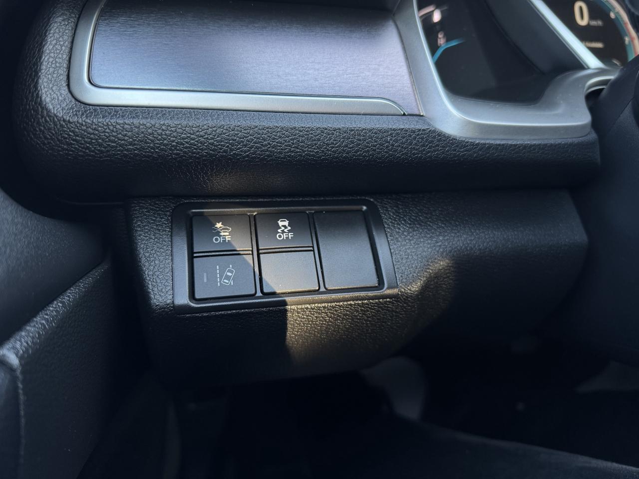 2018 Honda Civic Sedan Touring   ONLY 65256 KMS! Photo