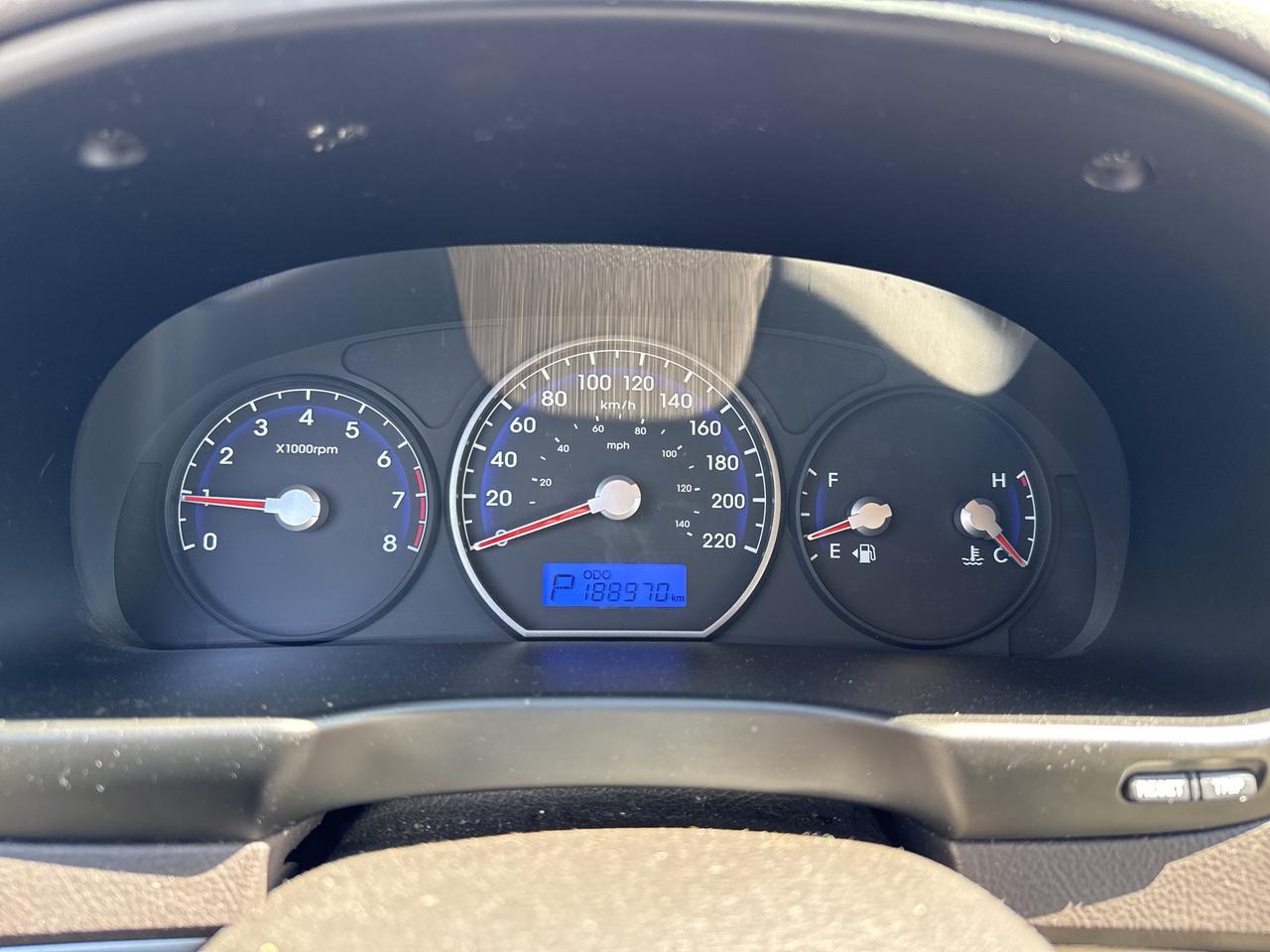 2010 Hyundai Santa Fe GL Photo