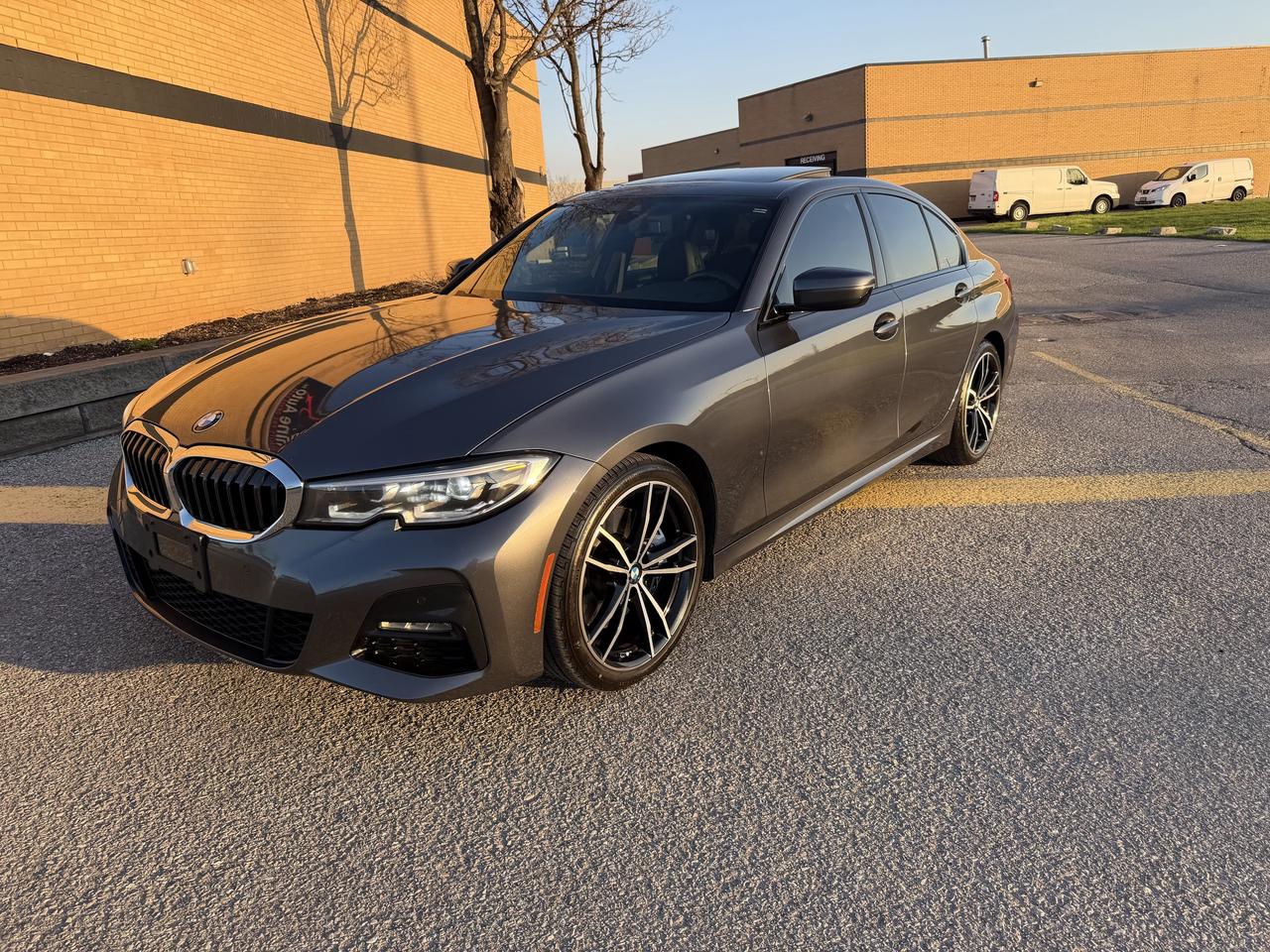 2020 BMW 3 Series 330i xDrive M sport Harmon Kardon Blind Spot AWD Photo2