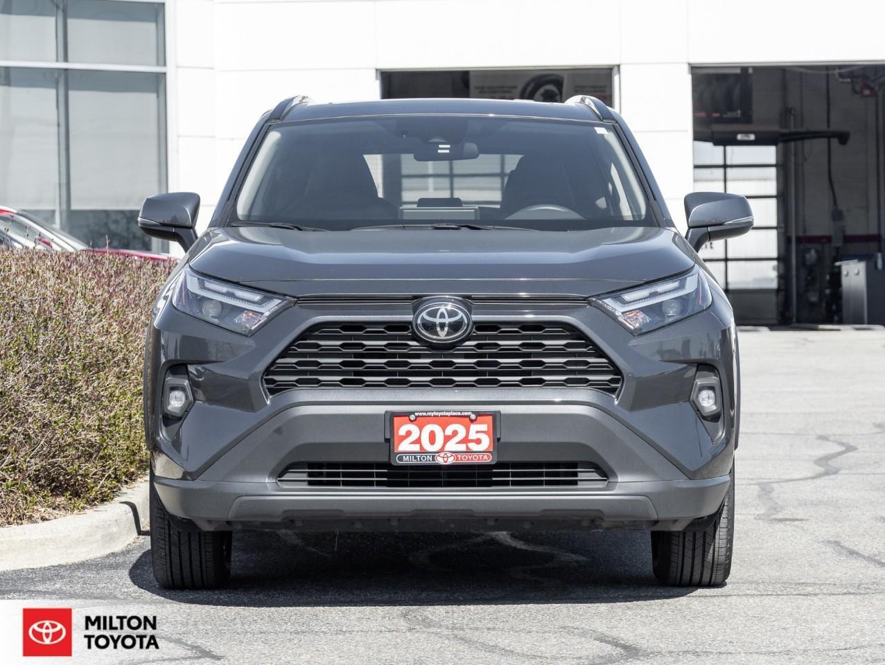 2025 Toyota RAV4 Hybrid PREMIUM AWD LEATHER SEATING SUNROOF CARPLAY TCUV X Photo