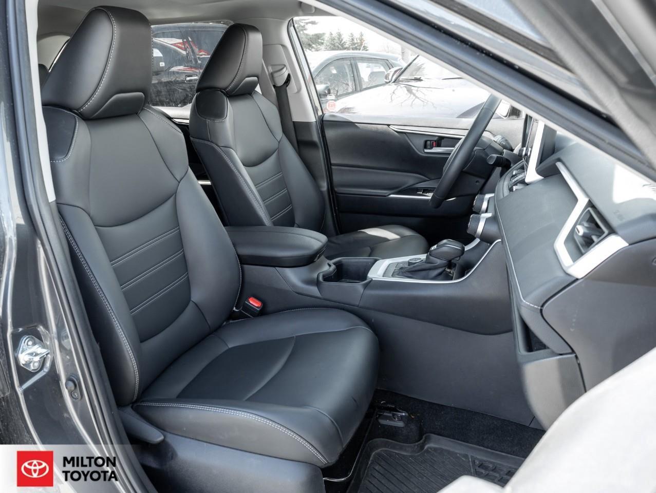 2025 Toyota RAV4 Hybrid PREMIUM AWD LEATHER SEATING SUNROOF CARPLAY TCUV X Photo