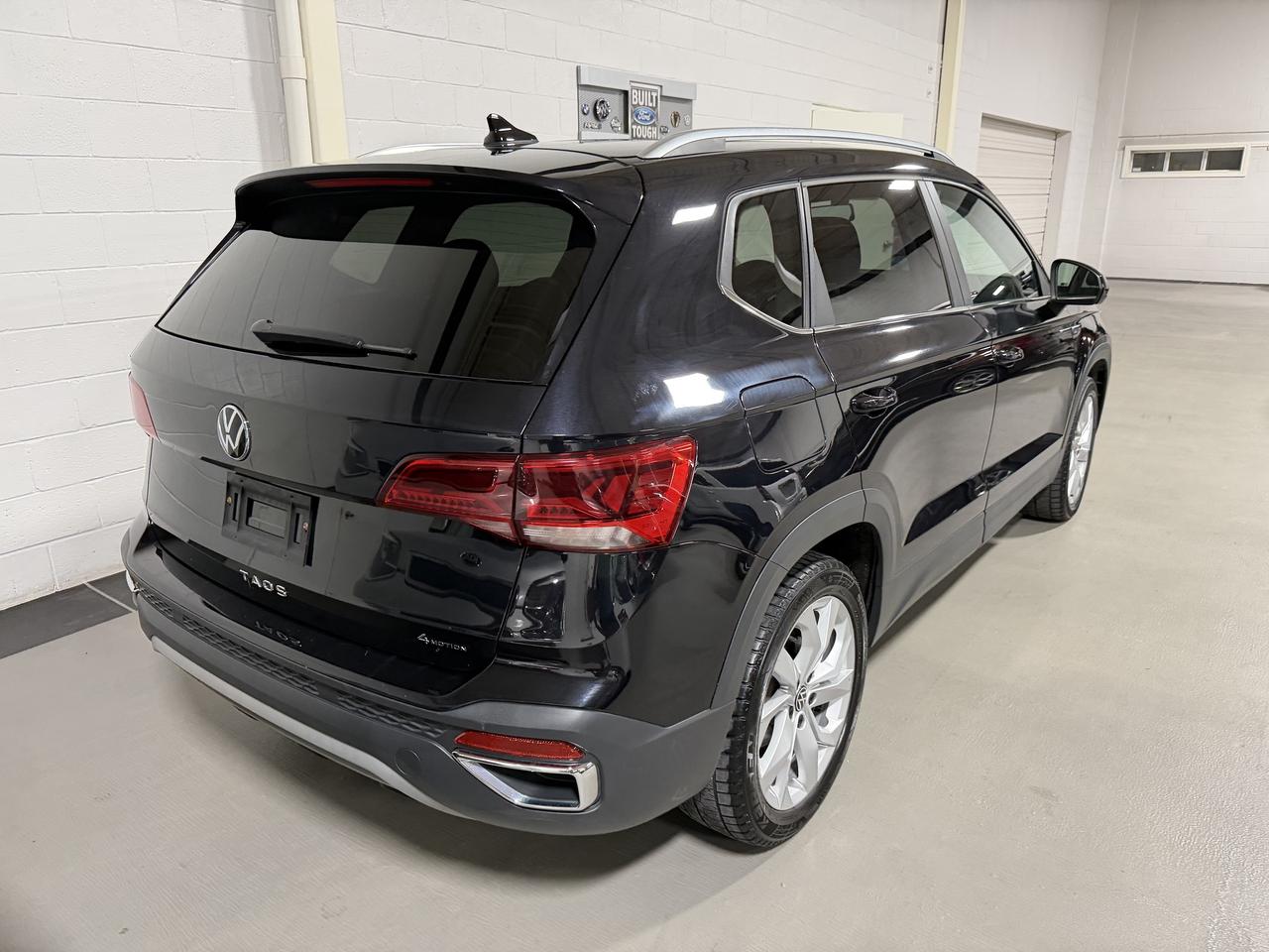 2022 Volkswagen Taos Comfortline 4MOTION 1 OWNER CLEAN CARFAX Photo4