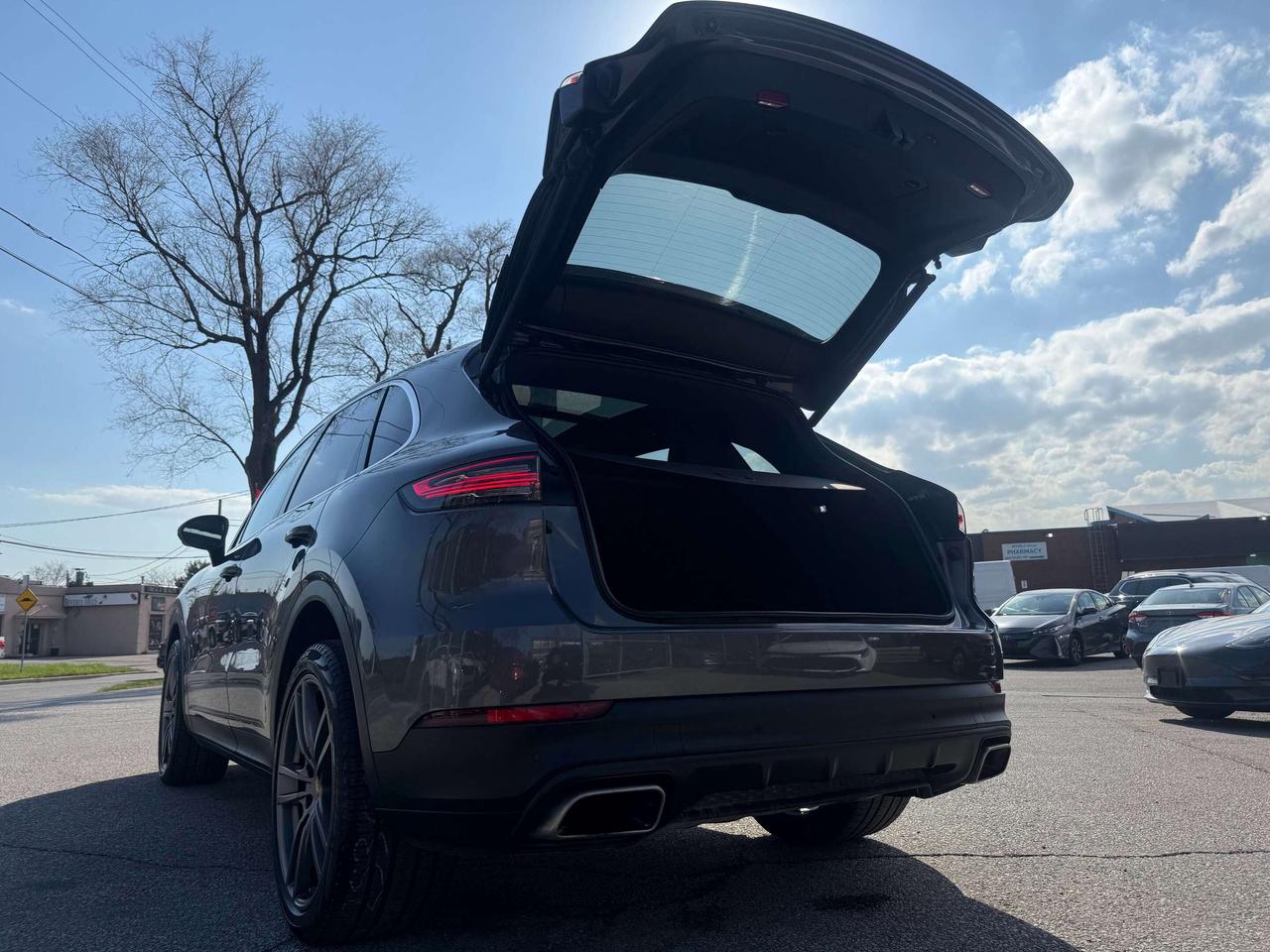 2020 Porsche Cayenne No Accidents l AWD l S l All Porsche Maintenance Photo