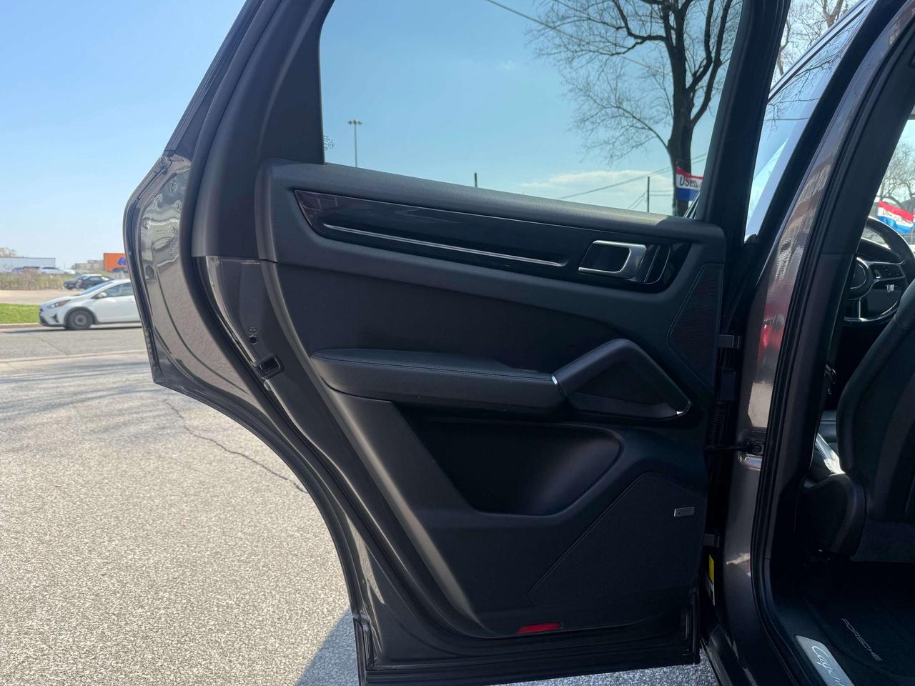 2020 Porsche Cayenne No Accidents l AWD l S l All Porsche Maintenance Photo