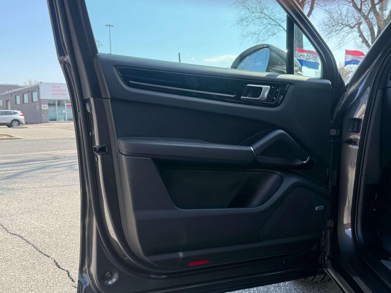 2020 Porsche Cayenne No Accidents l AWD l S l All Porsche Maintenance Photo