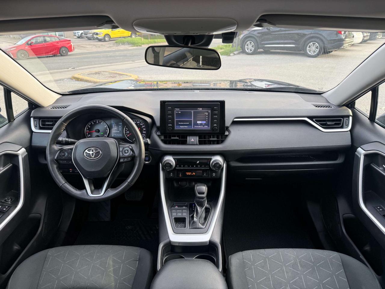 2021 Toyota RAV4 No Accidents l XLE l AWD l 2.5L l 4Cyl l Auto Photo
