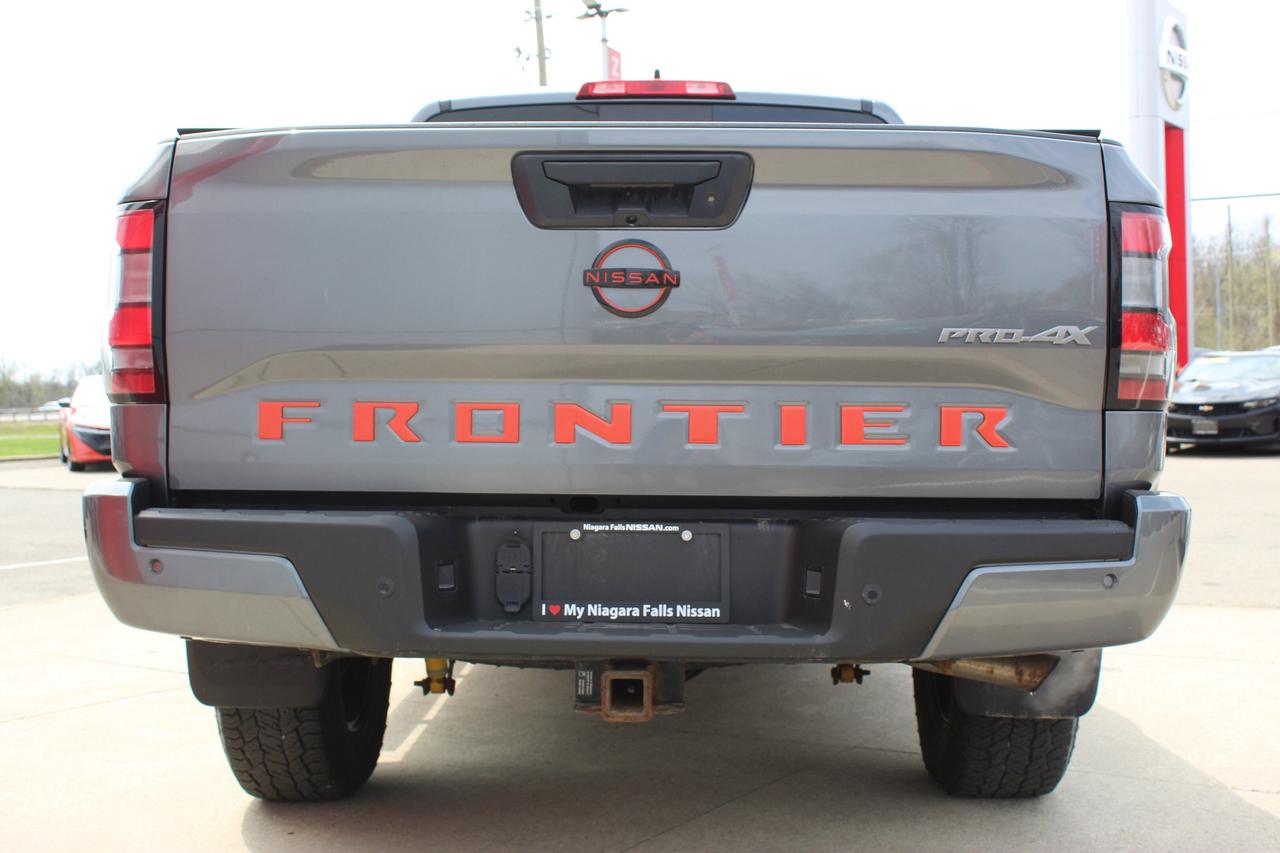 2023 Nissan Frontier PRO-4X, 1-Owner Photo4