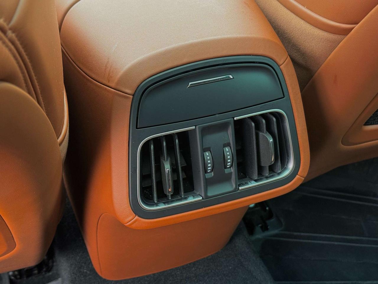 2022 Maserati Levante No Accidents l GT l 350HP l V6 l GT Upgrd Pkg Photo