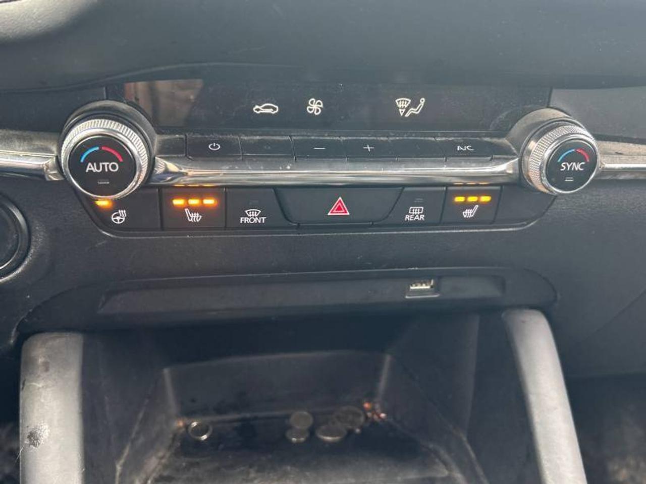 2019 Mazda Mazda3 Sport No Accidents l GS l Manual l FWD l 2.5i l 4Cyl Photo