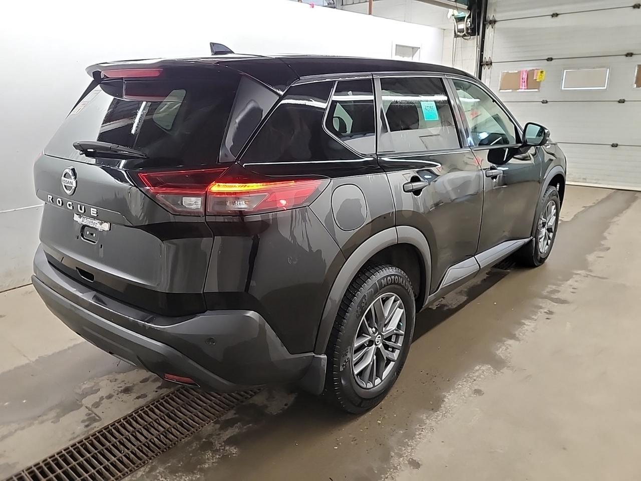 2021 Nissan Rogue No Accidents l One Owner l FWD l S l ACC l BSM Photo