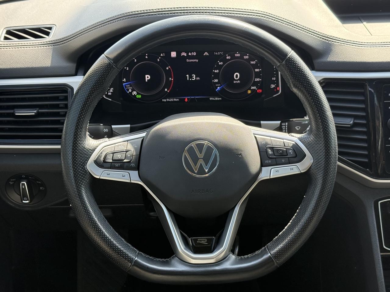 2023 Volkswagen Atlas Highline l 3.6 V6 l 4MOTION l RLine l VW Warranty Photo