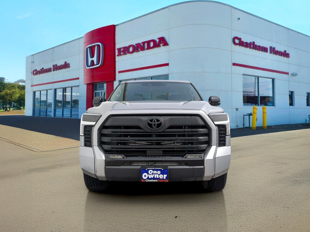 2024 Toyota Tundra 4X4 CrewMax Limited Photo