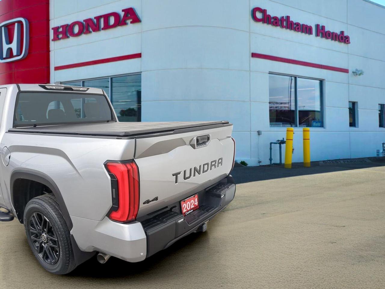 2024 Toyota Tundra 4X4 CrewMax Limited Photo