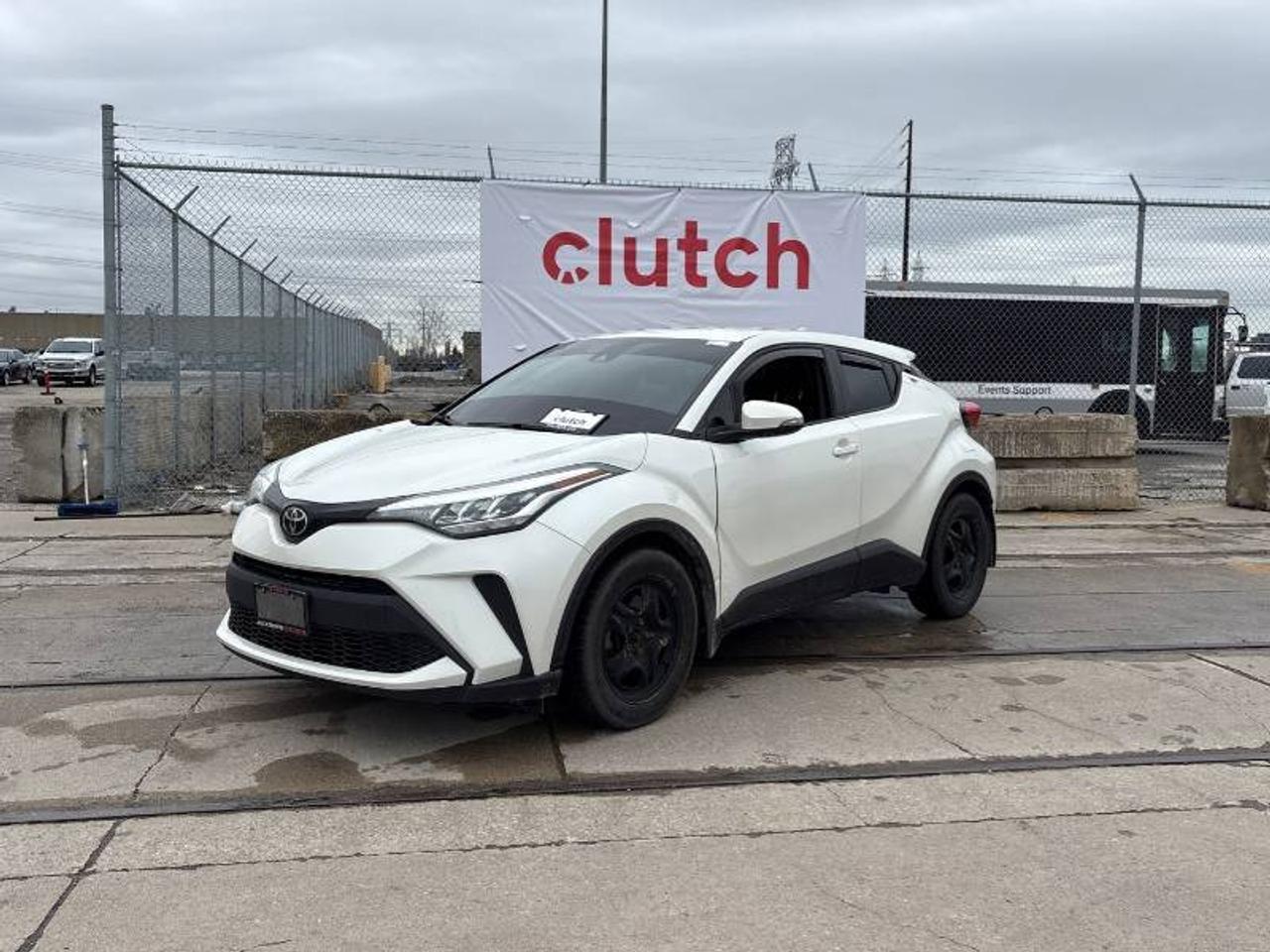 2021 Toyota C-HR No Accidents l XLE Premium l FWD l 2.0L l 4Cyl l Photo