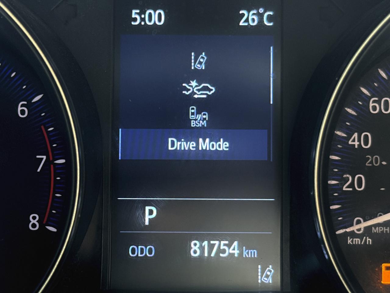 2021 Toyota C-HR No Accidents l XLE Premium l FWD l 2 Wheel Sets Photo