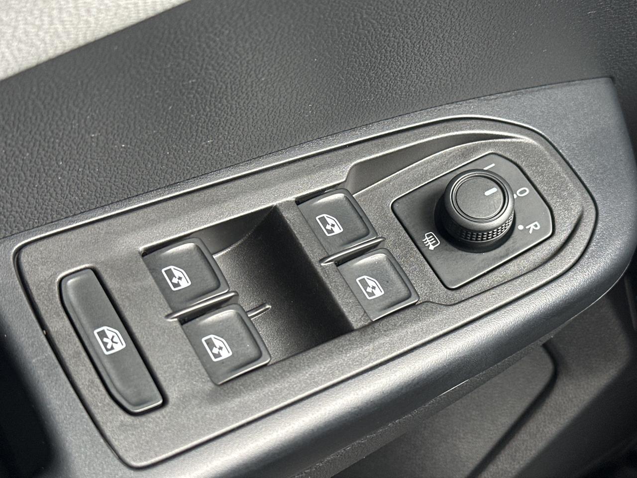 2024 Volkswagen Taos Comfortline FWD Photo