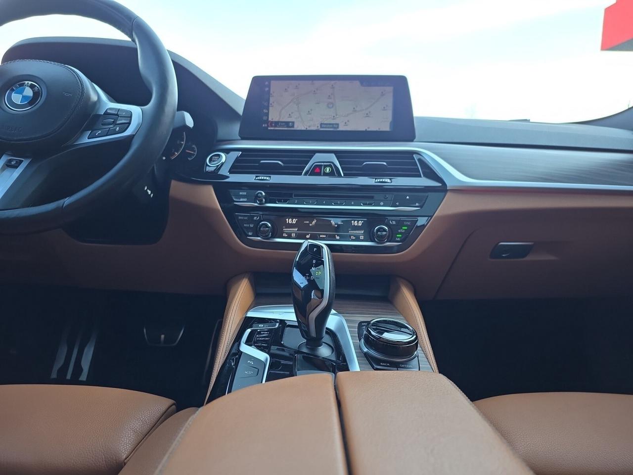 2019 BMW 5 Series 530i xDrive M-SPORT PKG * HUD / 360 CAM / HARMAN K Photo