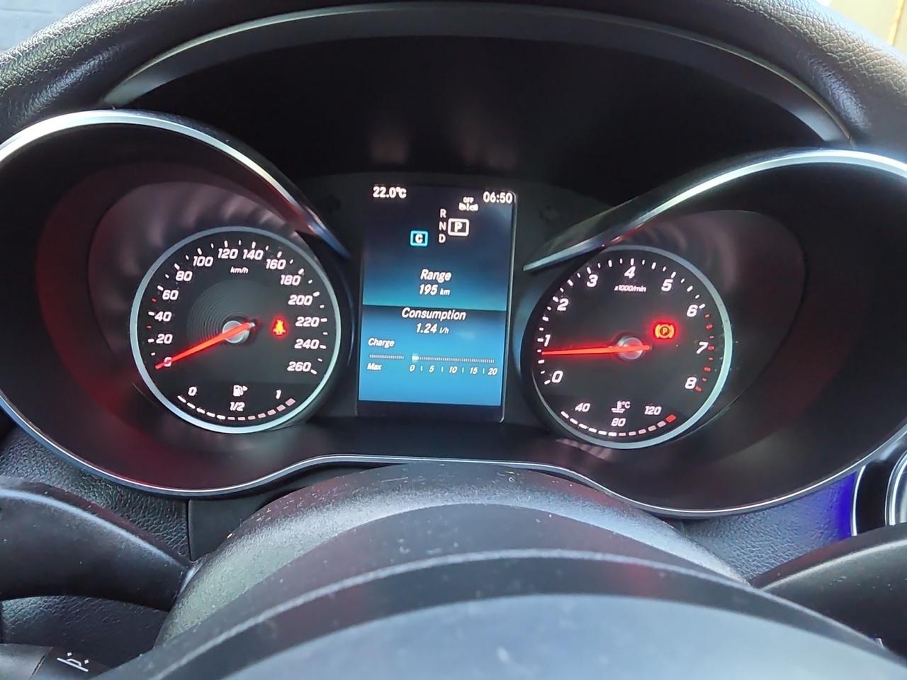 2019 Mercedes-Benz C-Class C 300 4MATIC AMG PKG * RED INTERIOR / PANO / 360 C Photo