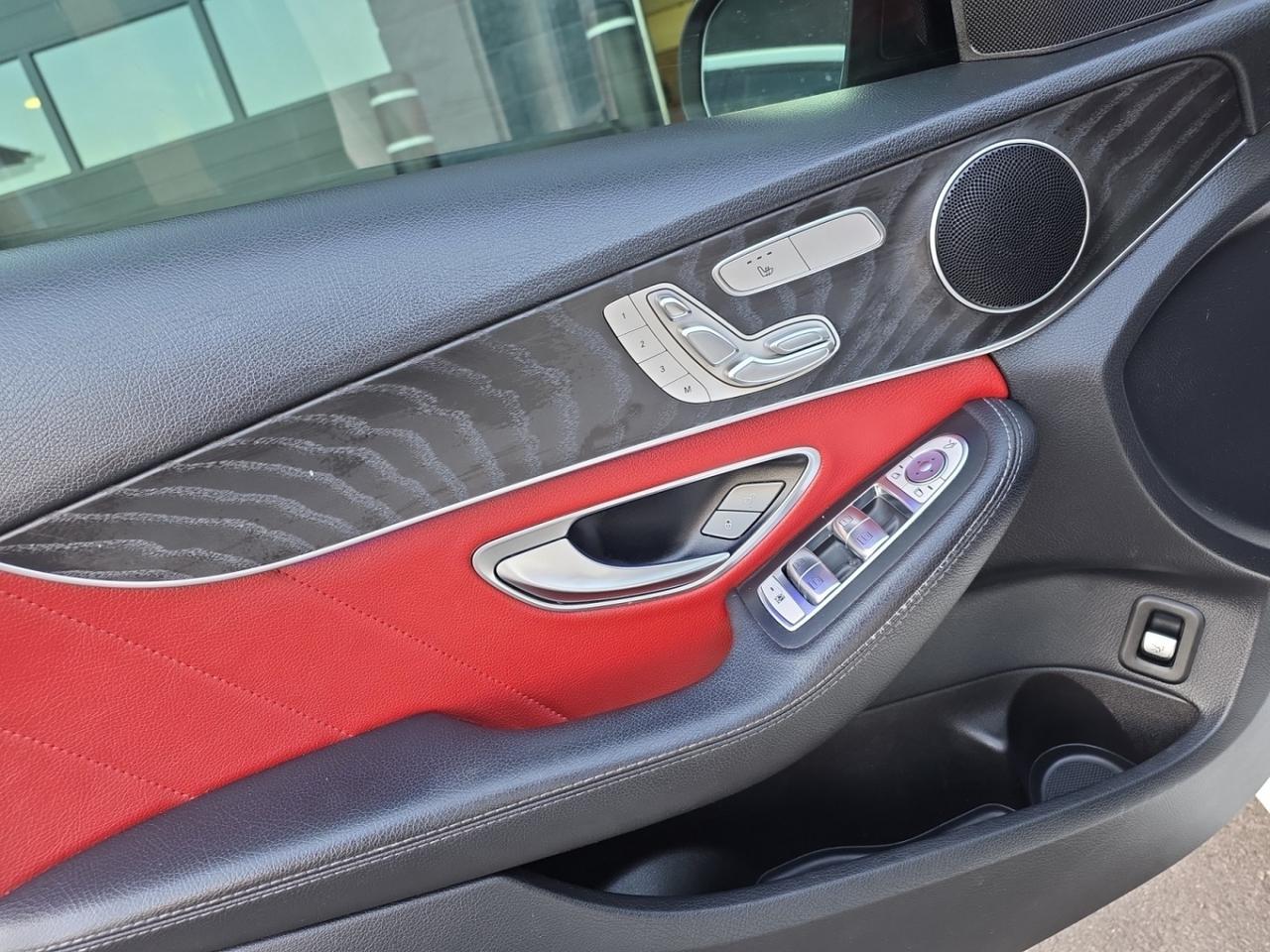 2019 Mercedes-Benz C-Class C 300 4MATIC AMG PKG * RED INTERIOR / PANO / 360 C Photo