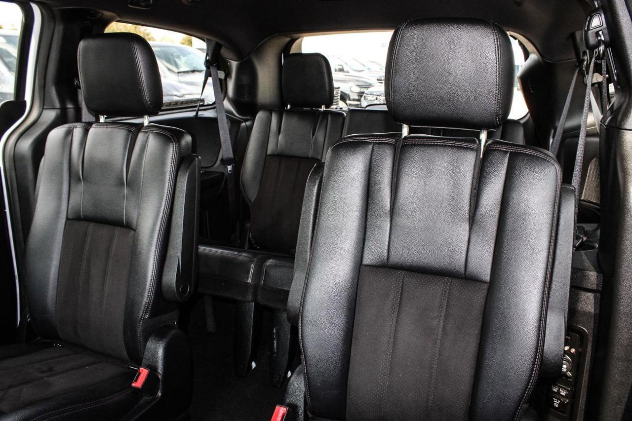 2020 Dodge Grand Caravan GRAND SXT Photo