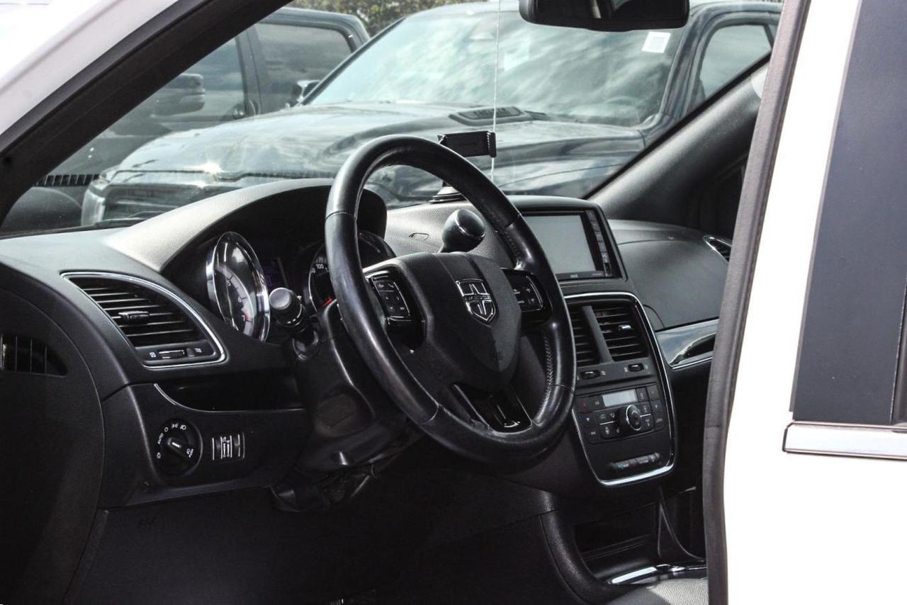 2020 Dodge Grand Caravan GRAND SXT Photo