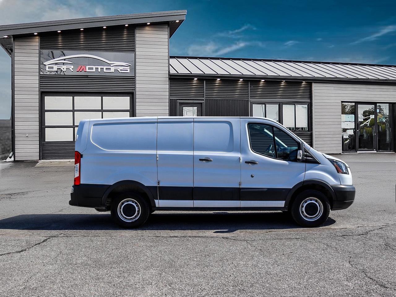 2017 Ford Transit-250 T-250 130" Low Rf Photo2