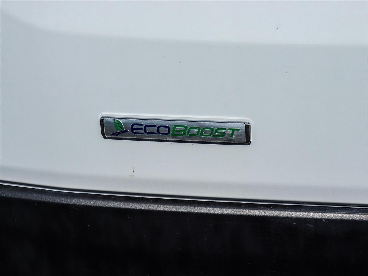 2017 Ford Transit-250 T-250 130" Low Rf Photo