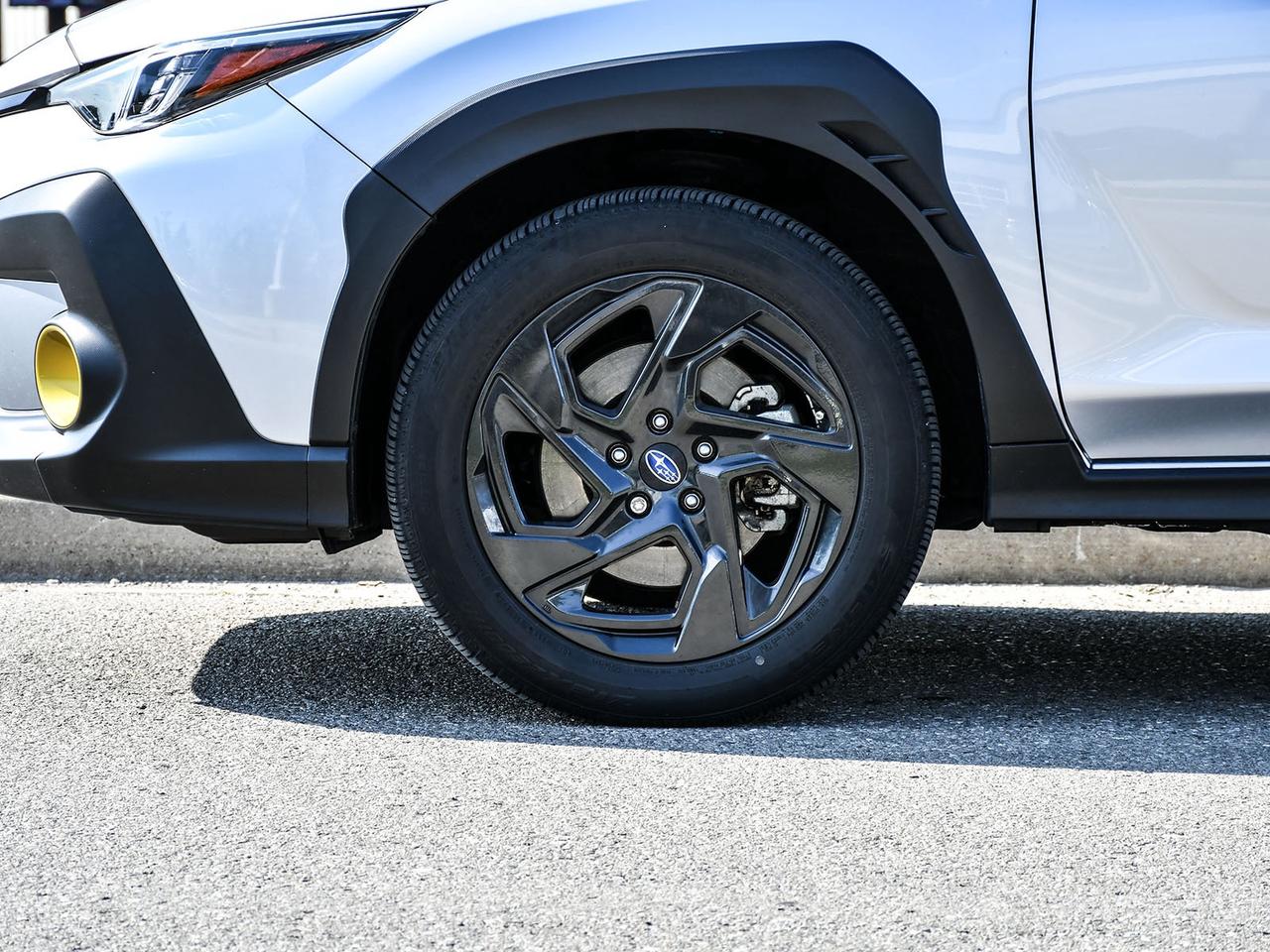 2024 Subaru Crosstrek ONYX   AWD   ONE OWNER   SUNROOF   CARPLAY   CAM Photo