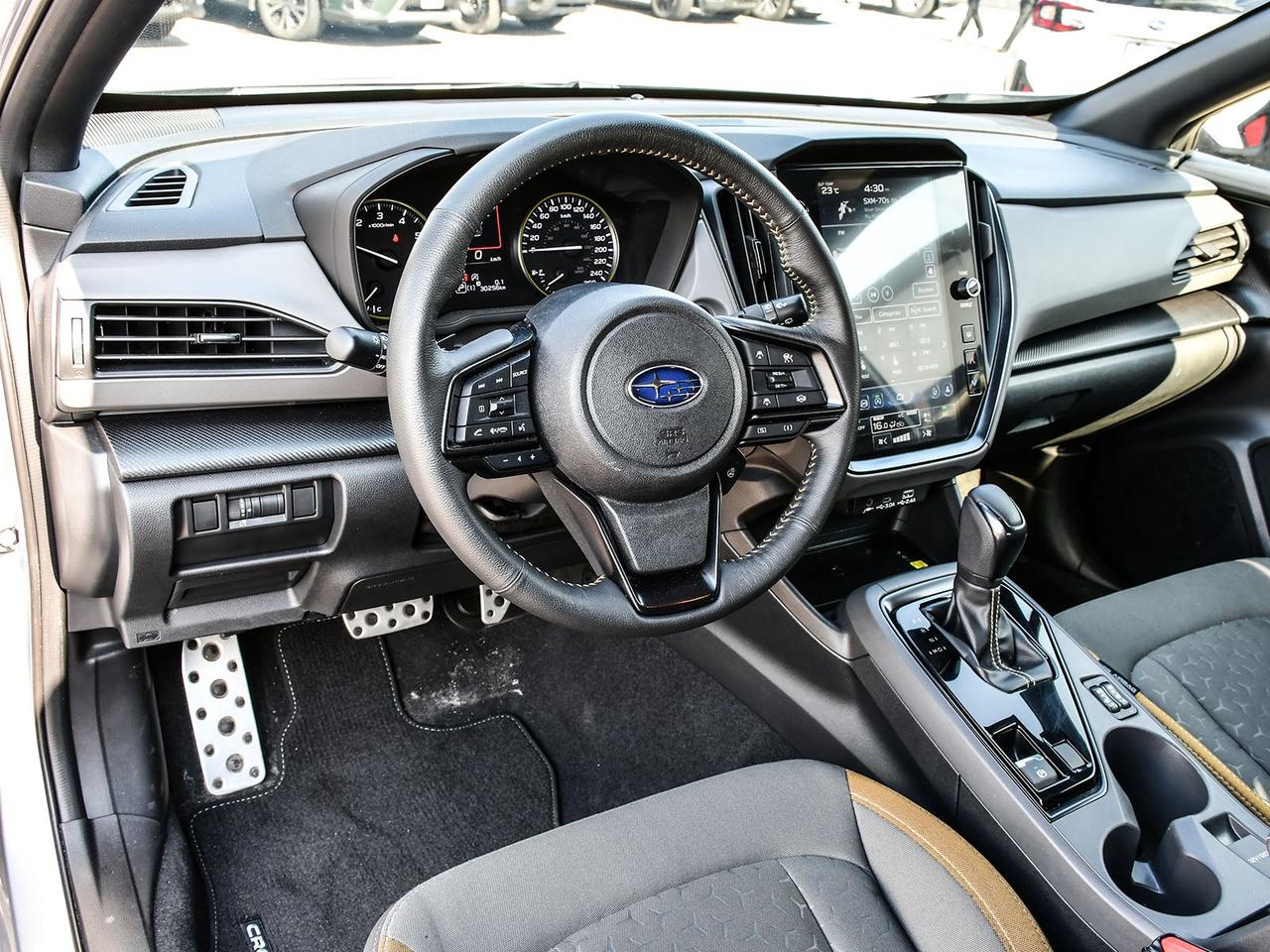 2024 Subaru Crosstrek ONYX   AWD   ONE OWNER   SUNROOF   CARPLAY   CAM Photo