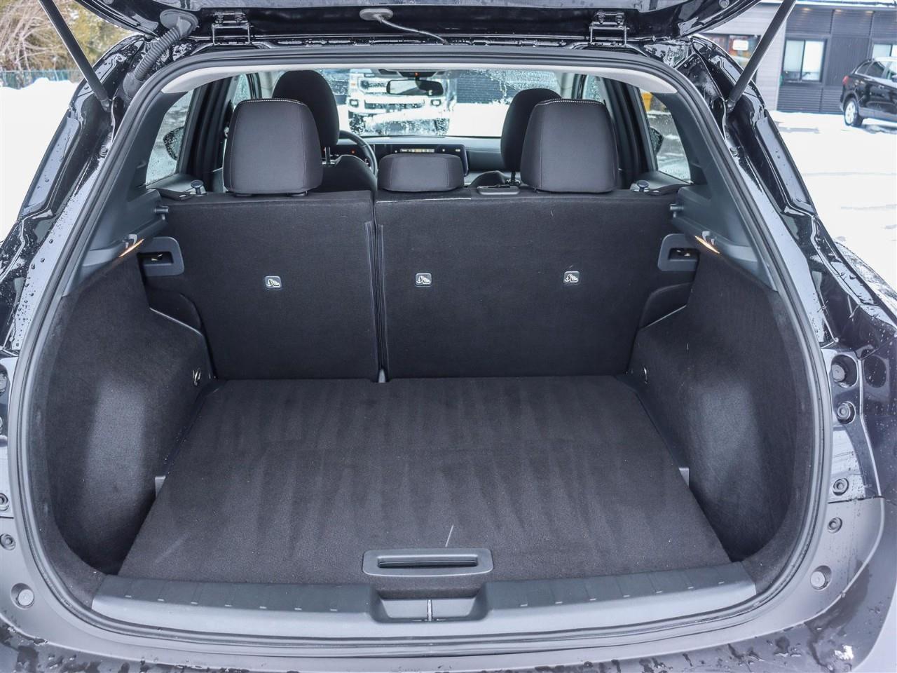 2025 Nissan Kicks SV 4dr Front-Wheel Drive Photo