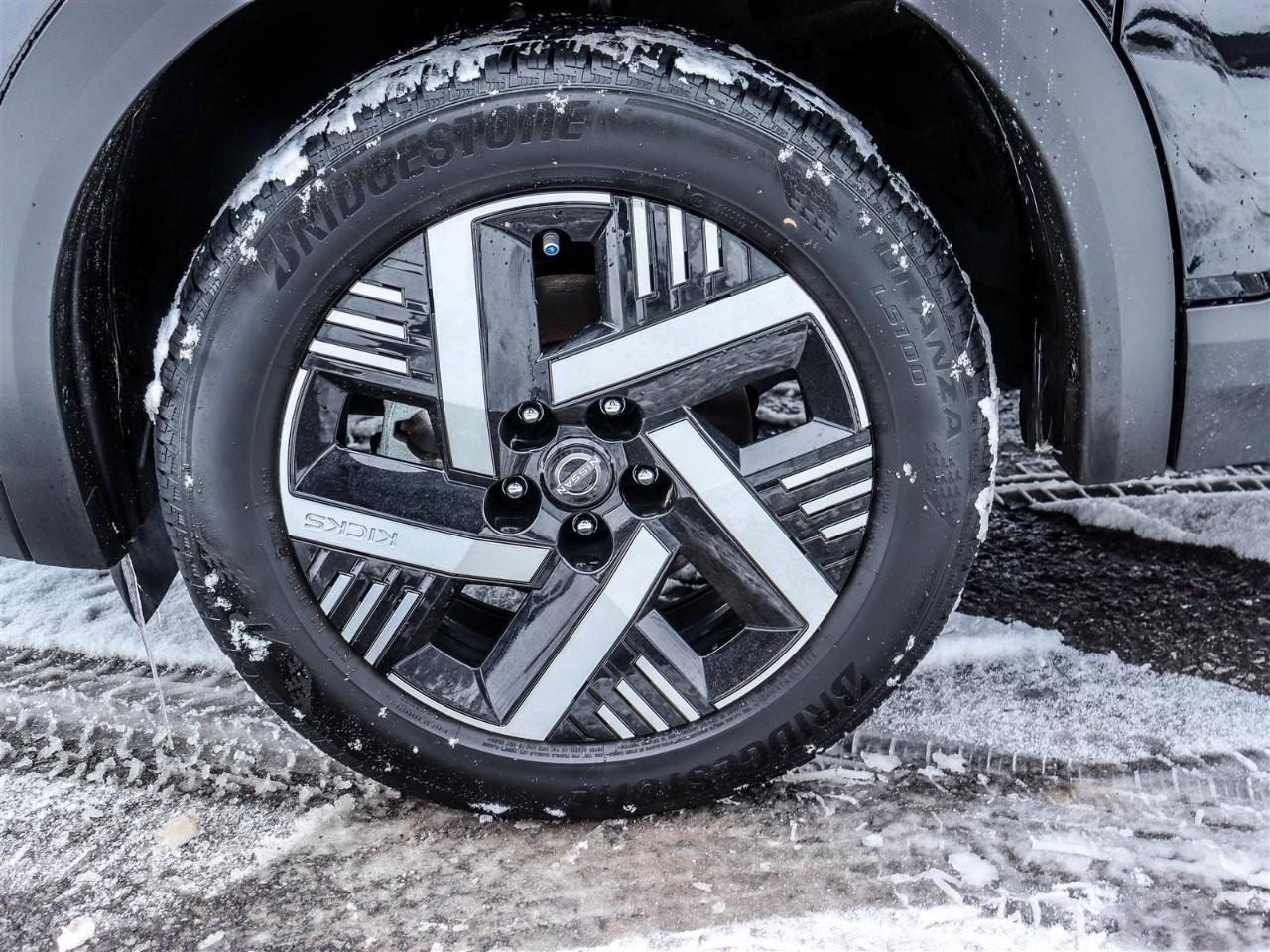 2025 Nissan Kicks SV 4dr Front-Wheel Drive Photo