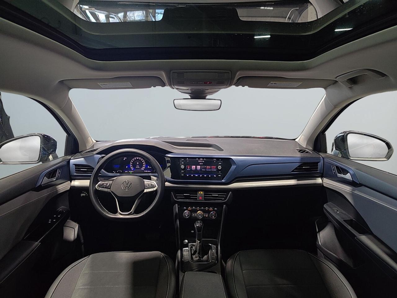 2024 Volkswagen Taos Comfortline / Clean Carfax / Sunroof / Heated Seat Photo