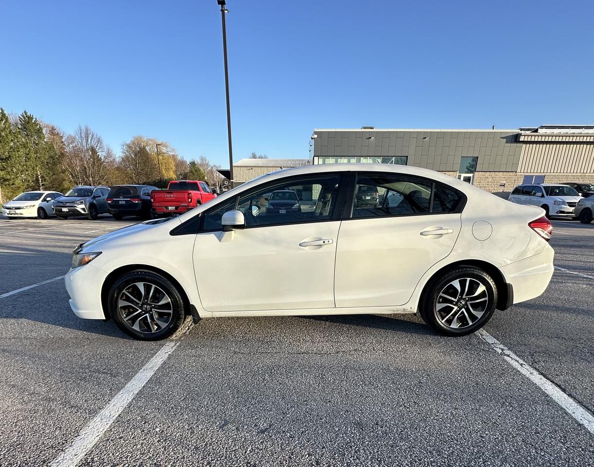 2015 Honda Civic Sedan EX MANUAL TRANS SUNROOF BACK UP CAMERA Photo