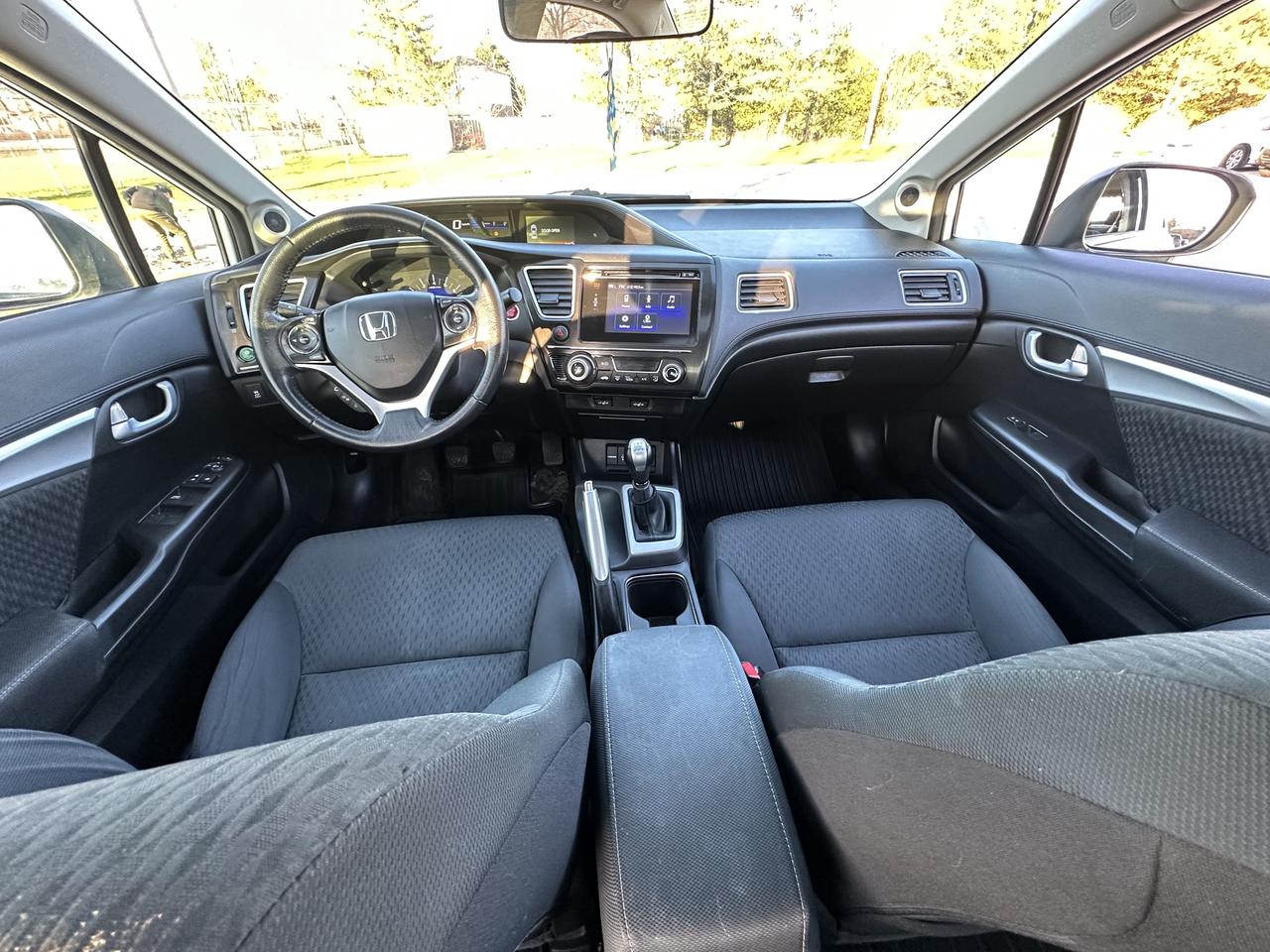 2015 Honda Civic Sedan EX MANUAL TRANS SUNROOF BACK UP CAMERA Photo