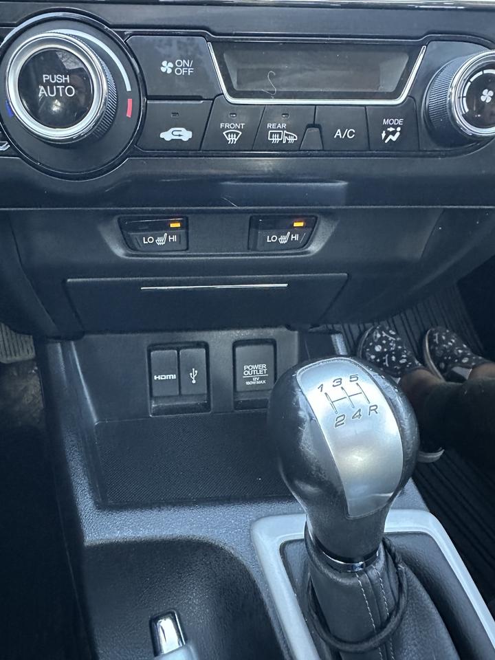 2015 Honda Civic Sedan EX MANUAL TRANS SUNROOF BACK UP CAMERA Photo