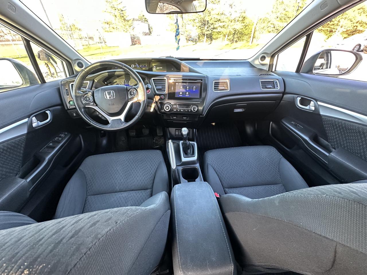 2015 Honda Civic Sedan EX MANUAL TRANS SUNROOF BACK UP CAMERA Photo
