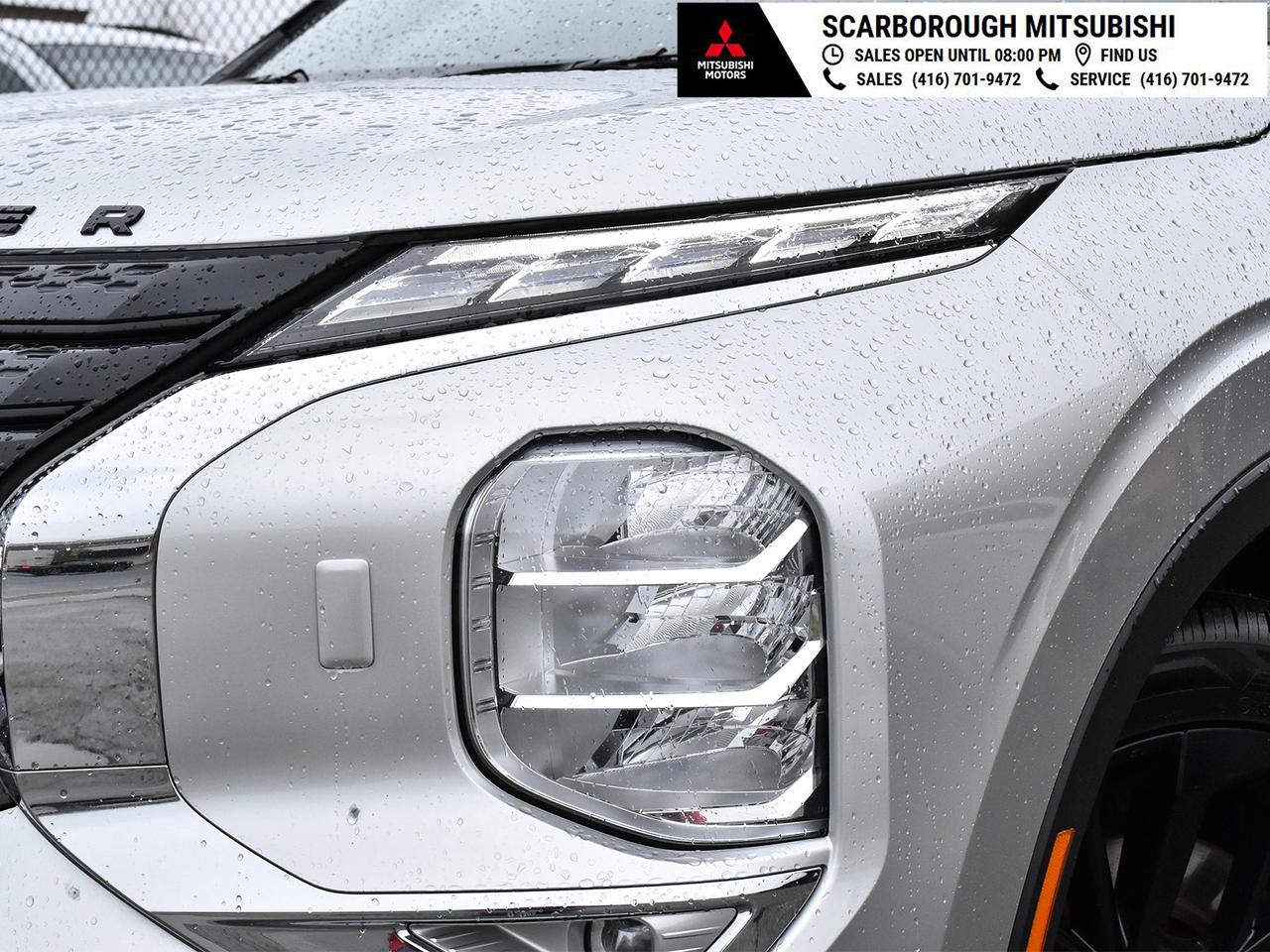 2023 Mitsubishi Outlander AWD Heated Seats Rear Camera Bluetooth Photo