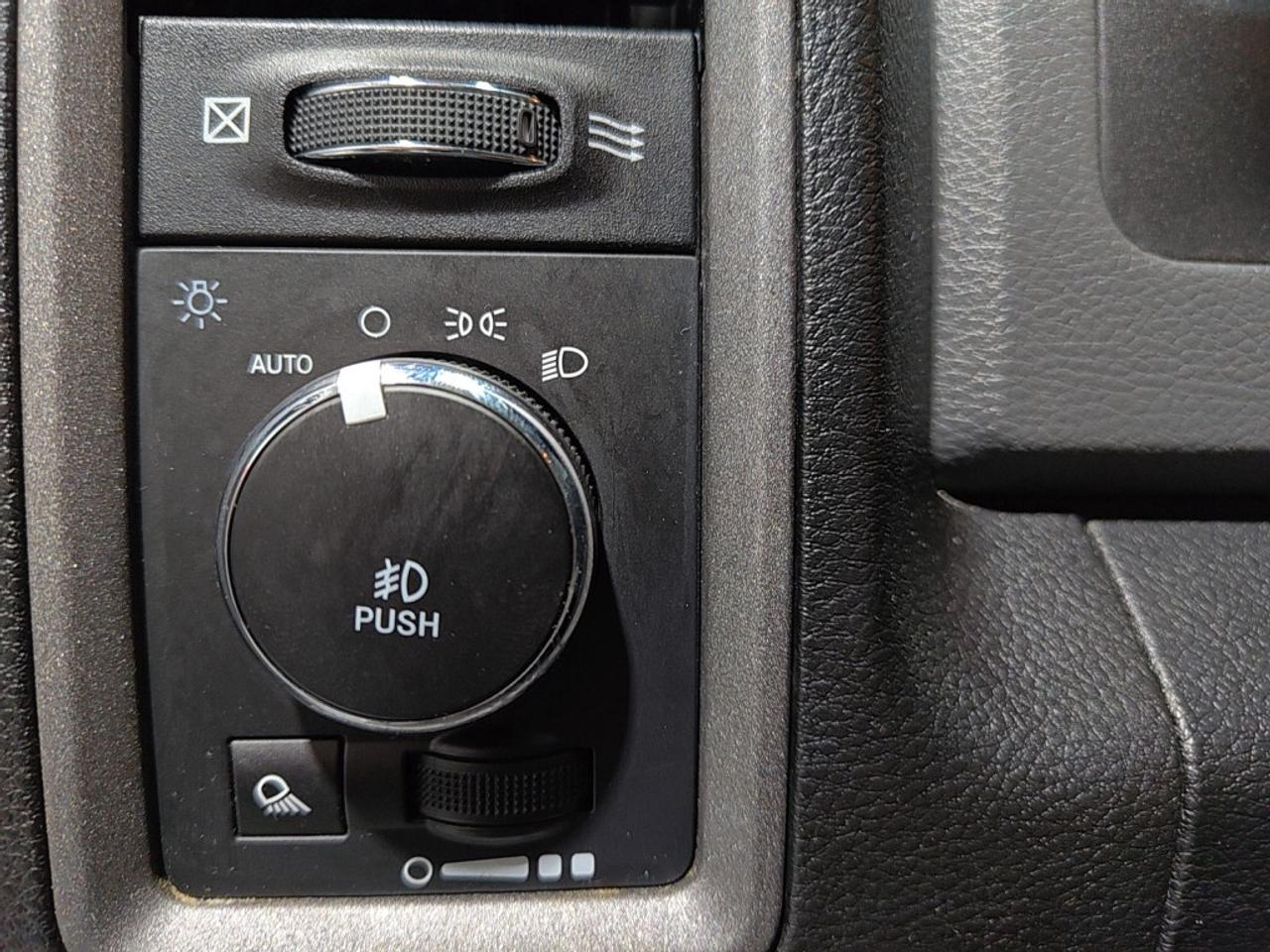 2017 RAM 1500 Blackout Express   One Owner   No Accidents   Runn Photo