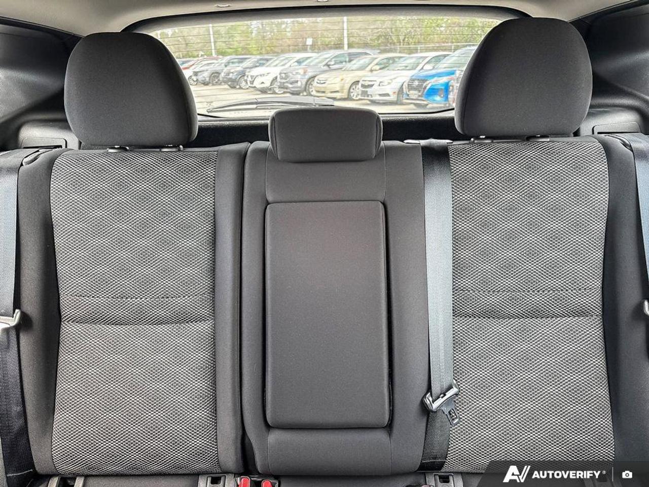 2023 Nissan Qashqai SV AWD   Apple Car Play   Android Auto   Heated Se Photo